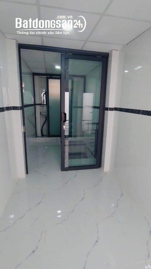 Bán nhà Đường Hùng Vương, Phường 2, Quận 10