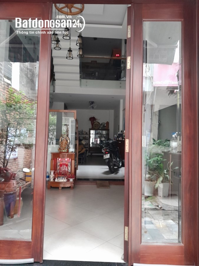 Bán nhà gần chợ Tân Hương,Đường Nguyễn Ngọc Nhựt