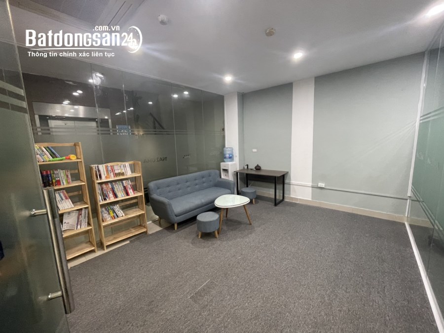 CHO THUÊ NGAY VĂN PHÒNG SANG-XỊN-MỊN TẠI QUẬN HOÀNG MAI, DT 55m,DT 120m2 Giá 6tr-9tr
