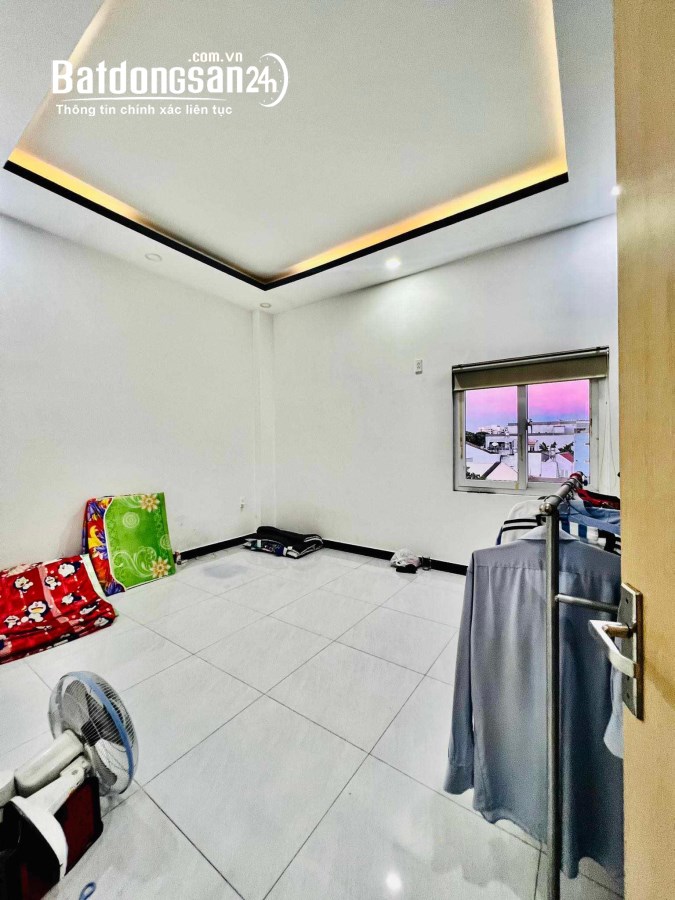 Bán nhà Đường Làng Tăng Phú, Phường Tăng Nhơn Phú A. 60m2 4 tầng mới tinh.