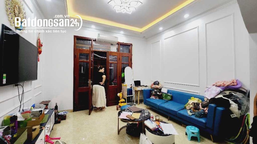 Bán nhà cách Đường Trịnh Văn Bô 3 bước, 5 Tầng, Xuân Phương, Quận Nam Từ Liêm 4 Tỷ.