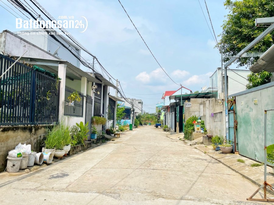 BÁN ĐẤT ĐƯỜNG LÊ VĂN LƯƠNG 7x25M, HẺM XE HƠI, GIÁ 3 TỶ, SỔ RIÊNG