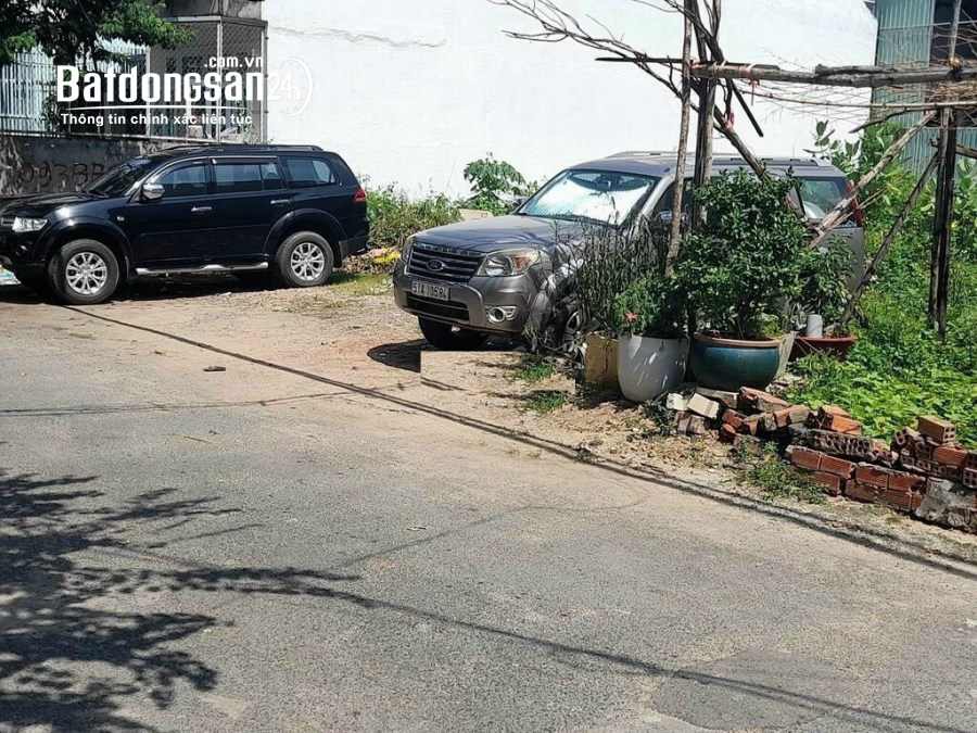Bán lô đất 217m2 full thổ cư - Đường Hoàng Diệu 2, P. Linh Trung Thủ Đức 