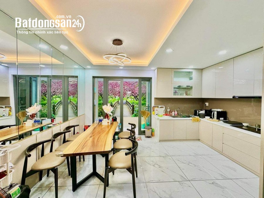 Mặt tiền KD đường Hoa Phan Xích Long,Phú Nhuận,54m2, 4 tầng,nội thất xịn,16.3 TỶ