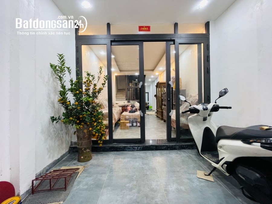 Bán nhà Nguyễn Thị Định,Cầu Giấy, 20m ra phố, 6 tầng thang máy, Thoáng trước sau, 46m