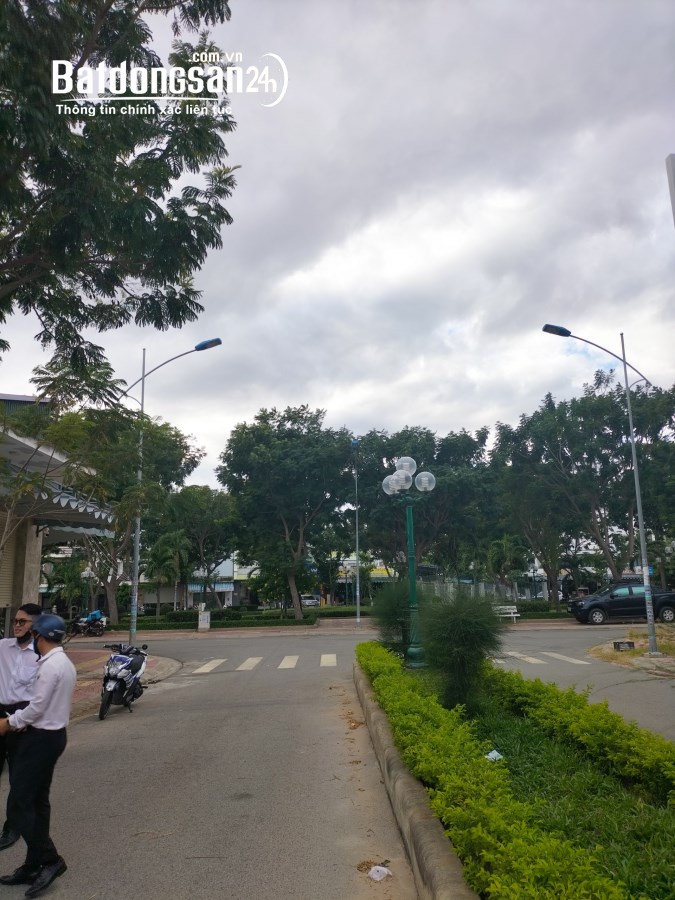 Đất đẹp Trung Tâm k1, Ninh Thuận cách quảng trường Trung Tâm chỉ 400m giá 2tỷ340