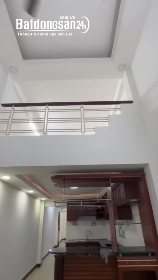 Bán nhà HXH 7 chỗ đỗ cửa Phan Đình Phùng, Pn, 3 tầng đang TN 15tr, 4PN, 63m2, 8.7 tỷ 