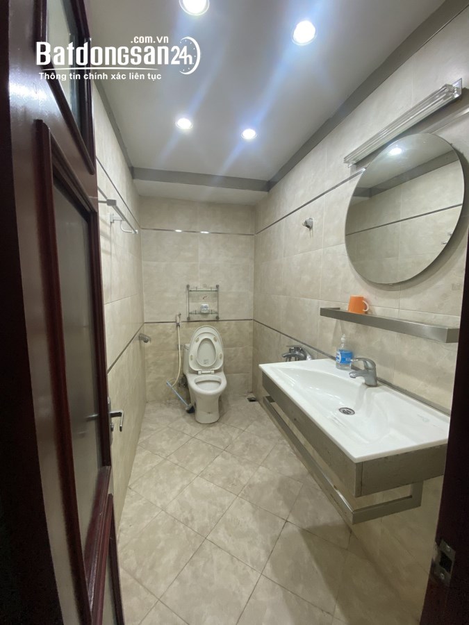 Cần cho thuê biệt thự phố Lưu Hữu Phước, Kđt Mỹ Đình 2, dt 180mx3,5 tầng, giá 36tr/th