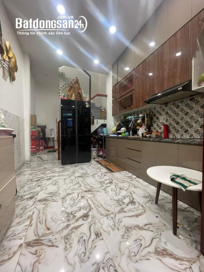 Bán nhà Đường Bà Hạt, Phường 9, Quận 10 4 tầng 30 m đẹp lung linh chỉ 5.7 tỷ