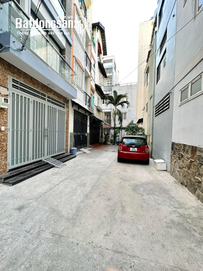 BÁN NHÀ HXH LÊ THIỆT, TÂN PHÚ - 5 TẦNG BTCT - 70M2 - GẦN MẶT TIỀN - CHỈ NHỈNH 6 TỶ.