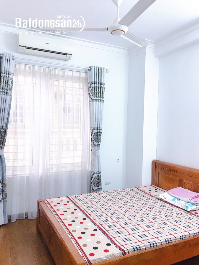 Cho thuê căn hộ chung cư Đường Cát Linh, Phường Cát Linh, Quận Đống Đa