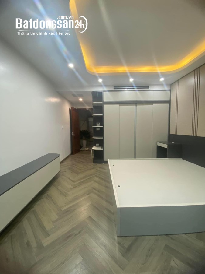 Bán nhà Phố Dịch Vọng Hậu Quận Cầu Giấy Ô tô tránh Kinh Doanh 7 TỶ lH 0762860666