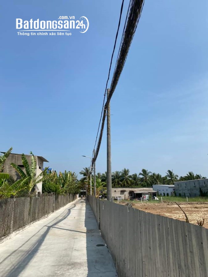 Đất 2 mặt tiền đường 5m , ngay chợ Mỹ Phong , Mỹ Tho