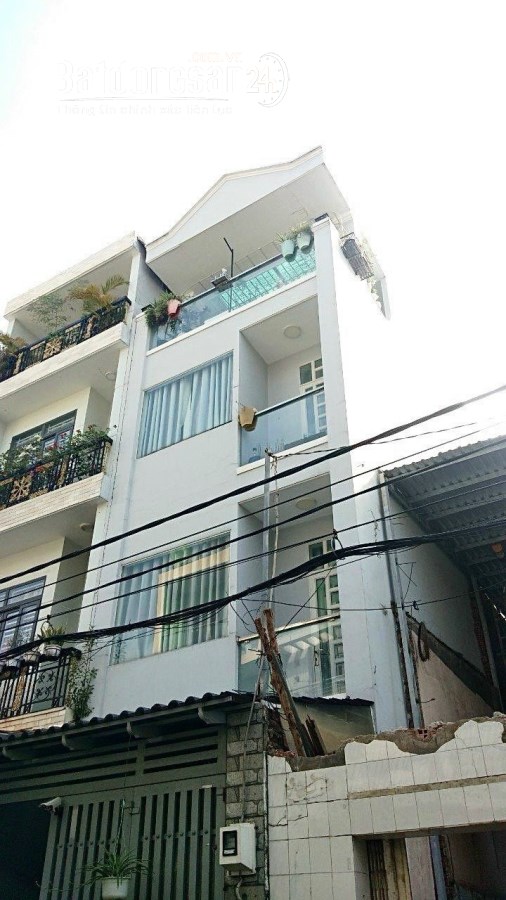 Nhà tuyệt đẹp (4x17) đúc 3.5 tấm MT đường 10m KDC Bình Phú 1