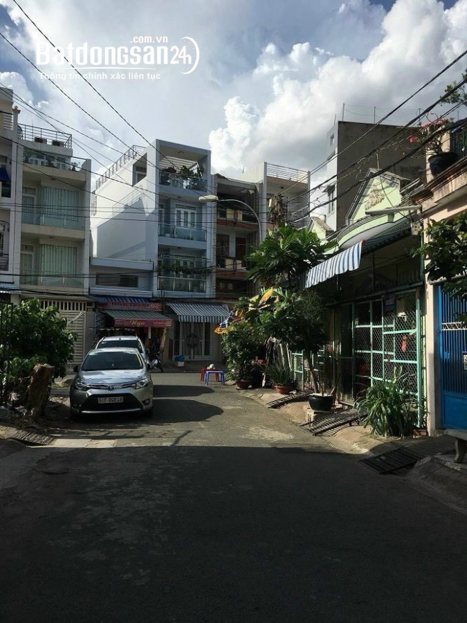 Nhà tuyệt đẹp (4x17) đúc 3.5 tấm MT đường 10m KDC Bình Phú 1