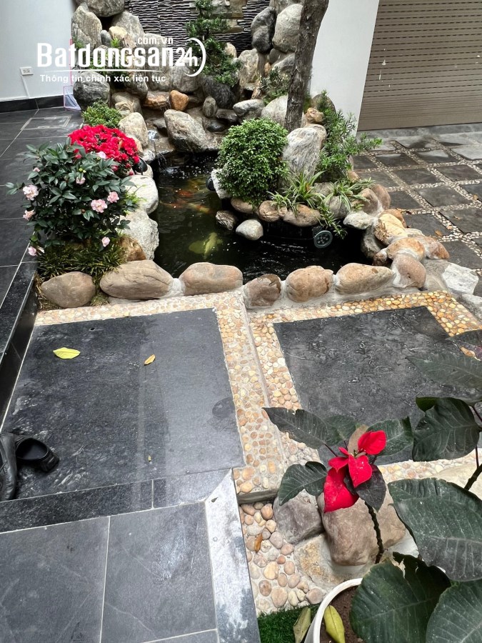 CẦN BÁN SIÊU GẤP BIỆT THỰ PHỐ ĐỘI NHÂN, Ô TÔ, DT 187M2 x 4T, MT 9,5M, GIÁ 28 TỶ.