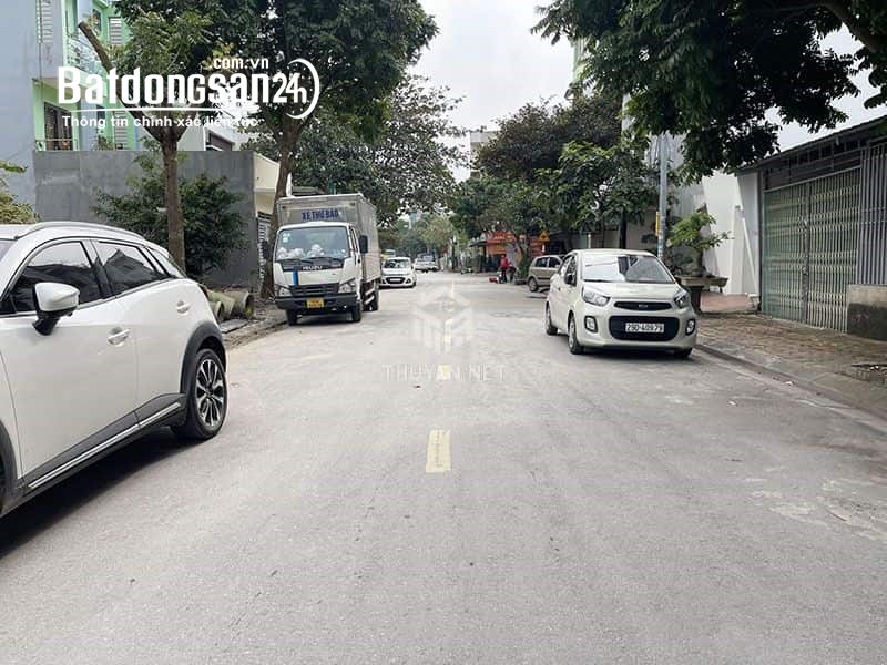 Bán đất KĐT 31ha Trâu Quỳ, Gia Lâm - DT: 136m2, mặt tiền 5m, đường 13m