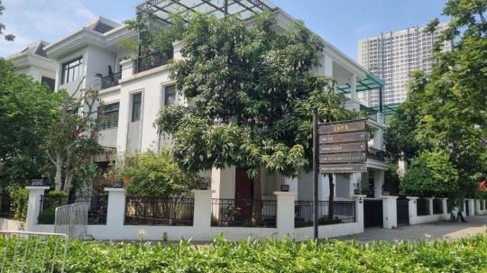 Bán Biệt thự Vingardenia, Mỹ Đình, 280m2 x 3,5 tầng, MT 14m, Căn góc, vỉa hè rộng.