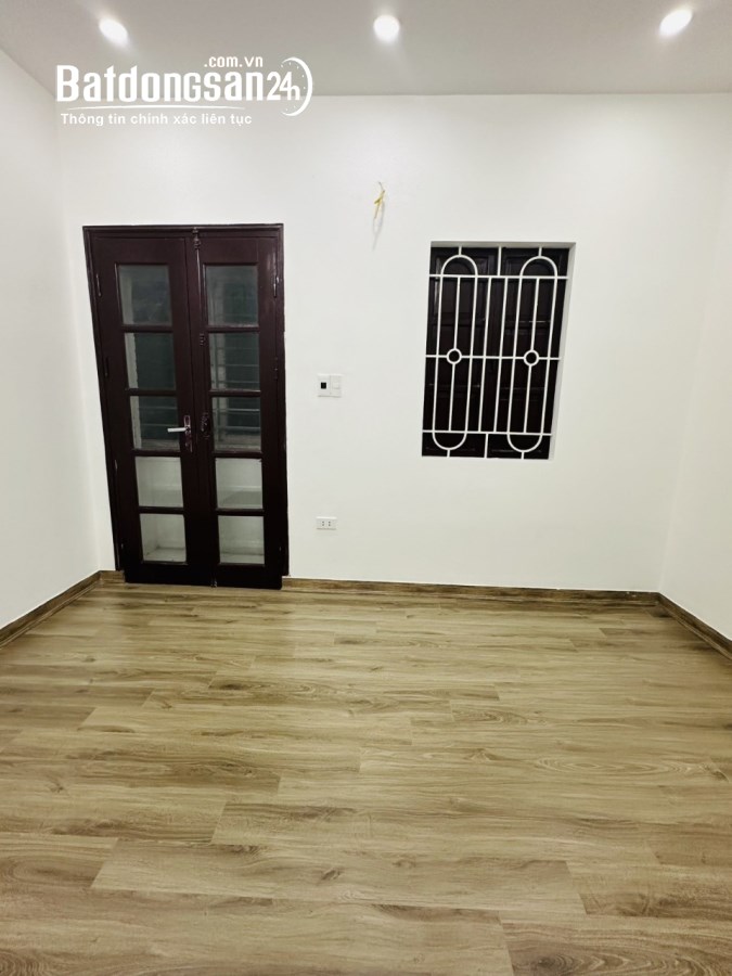  Bán nhà 4 tầng Thổ Quan, quận Đống Đa 22m2 giá 2.9 tỷ