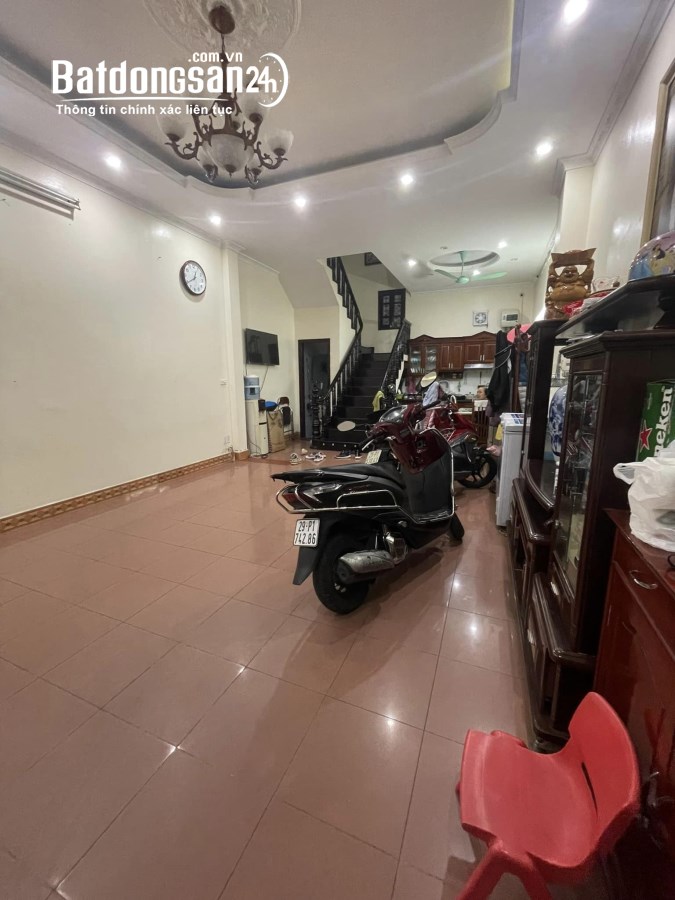 BÁN NHÀ TRẦN CUNG-Ô TÔ TRÁNH-PHÂN LÔ-55M2,5 TẦNG, NHỈNH 10 TỶ