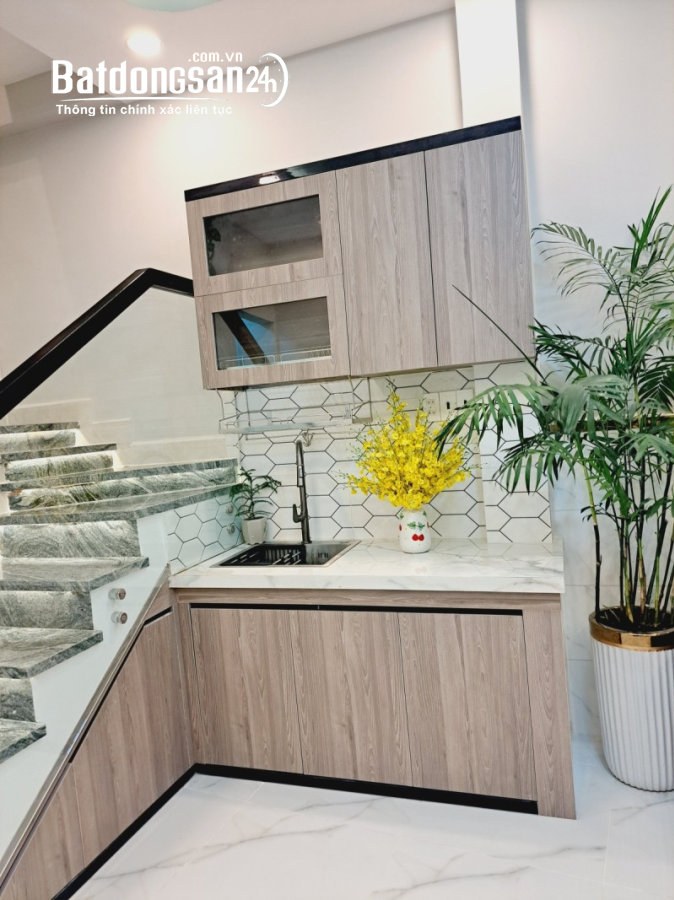 NHÀ MỚI Ở NGAY - TẶNG NỘI THẤT - HẺM 3 GÁC, BẾN PHÚ LÂM, F9, Q6, 3 TẦNG, 21M2 - 2.88 