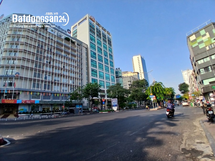 Cực Hiếm Bán Nhà MT Hoàng Sa Q1 Ko Có Căn Thứ 2,DT đất 301m2 Ngang 18m