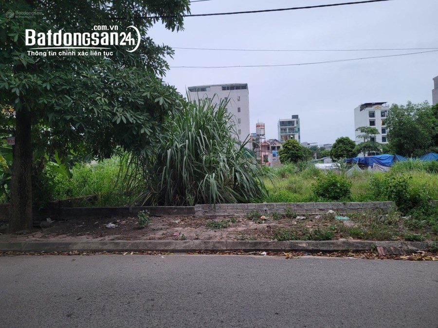Cần bán 200m2 đất tái định cư Phú Cát (h Quốc Oai, HN). Đường 8m, sát KCN Phú cát, QL
