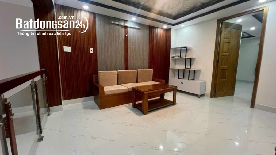 Nhà Bán 5x16m, Gần Ngã Tư Nguyễn Bình-Lê Văn Lương.