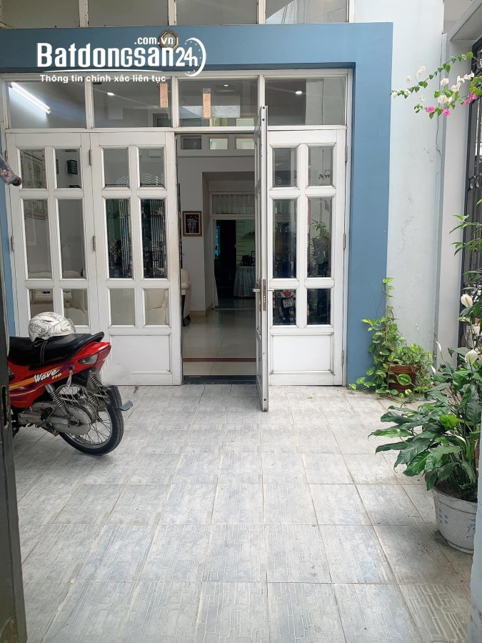 Bán nhà mặt phố Đường Hoàng Văn Thụ, Phường 3, Quận Phú Nhuận