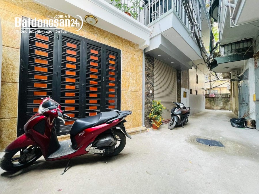 33M2 MỚI TINH CHỈ 4TỶ NGAY NGÃ 7 Ô CHỢ DỪA_CÁCH MẶT PHỐ CHƯA ĐẾN 30M.