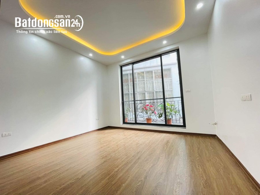 33M2 MỚI TINH CHỈ 4TỶ NGAY NGÃ 7 Ô CHỢ DỪA_CÁCH MẶT PHỐ CHƯA ĐẾN 30M.