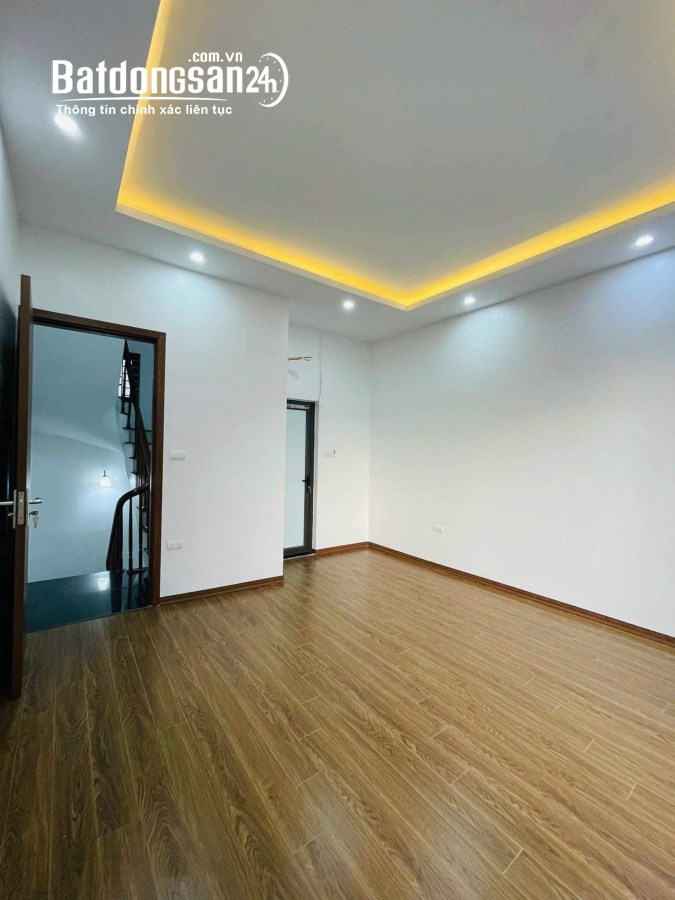 33M2 MỚI TINH CHỈ 4TỶ NGAY NGÃ 7 Ô CHỢ DỪA_CÁCH MẶT PHỐ CHƯA ĐẾN 30M.
