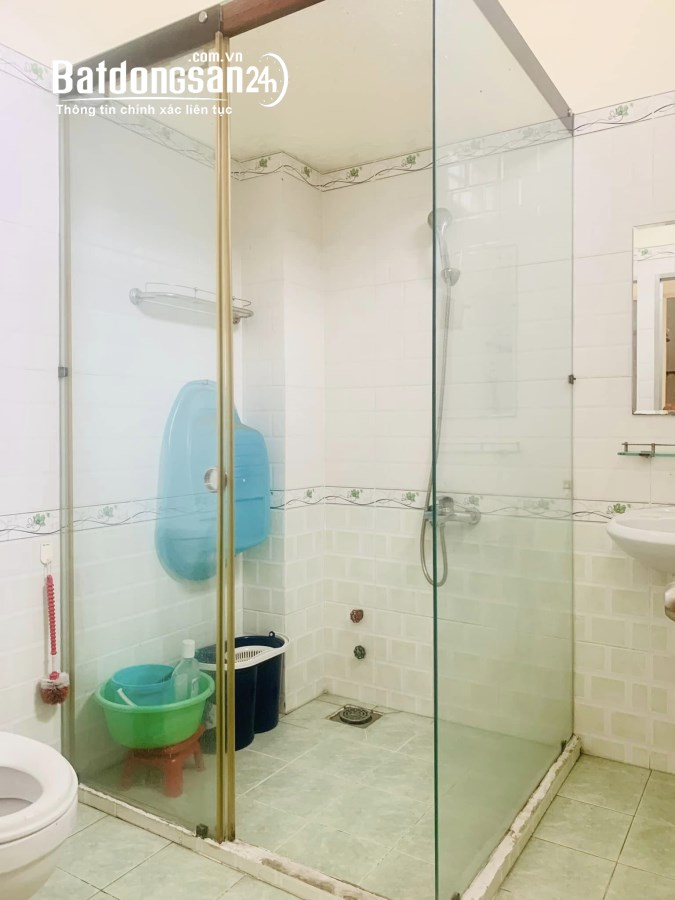Nhà diện tích 75m2, 3 phòng ngủ, sát Bình Thanh.