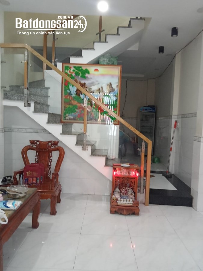 Bán nhà 3 tầng, Đường Lê Văn Lương, Phường Tân Hưng, Quận 7, diện tích 38m2, giá 3,4t