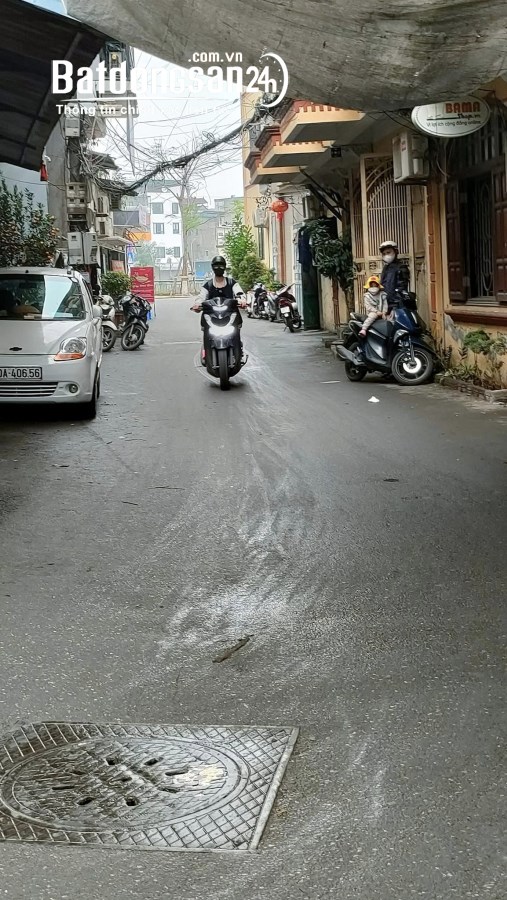 Bán nhà mặt phố Phố Mai Dịch, Phường Mai Dịch, Quận Cầu Giấy