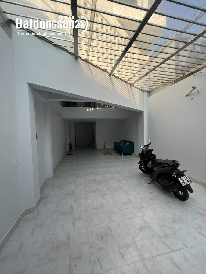 Bán Nhà Mặt Tiền Nguyễn Thượng Hiền 56m2 6 Lầu Có Thang Máy Giá 12 Tỷ