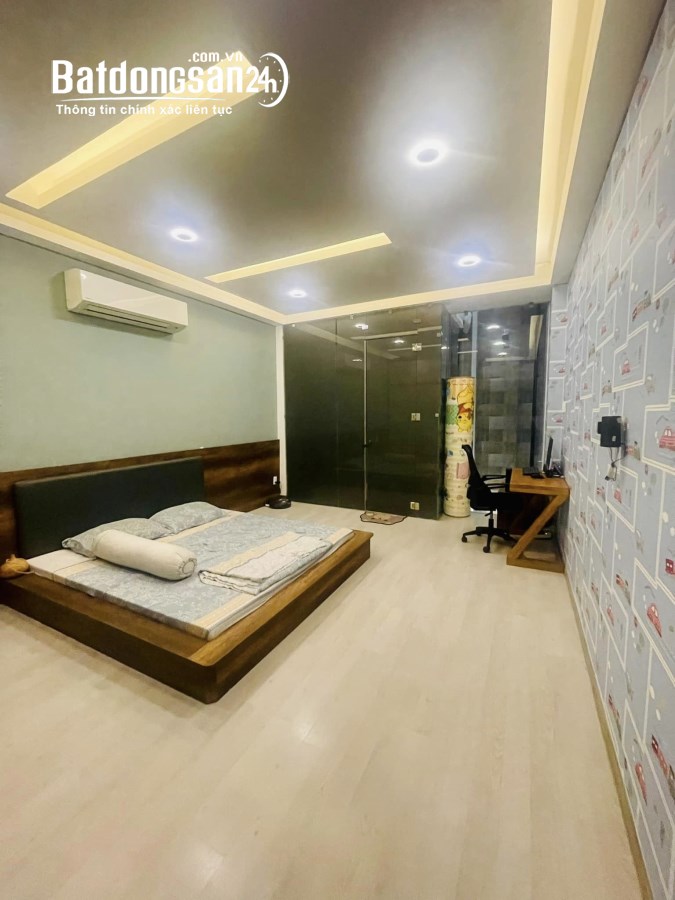Cần bán mặt tiền đường hoa Phường 7 Quận Phú Nhuận giá 24,8 tỷ