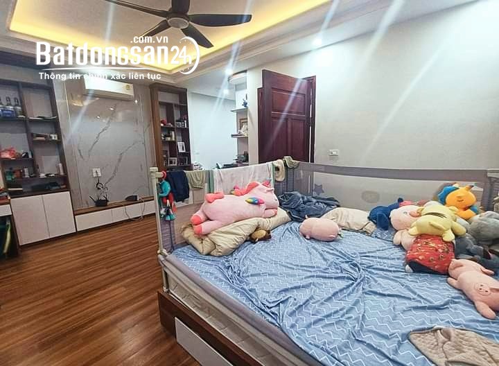 Nhà ặt phố Yên Hoà Cầu Giấy, nhà đẹp 2 thoáng, vỉa hè, ô tô, KD đỉnh 75m*6T