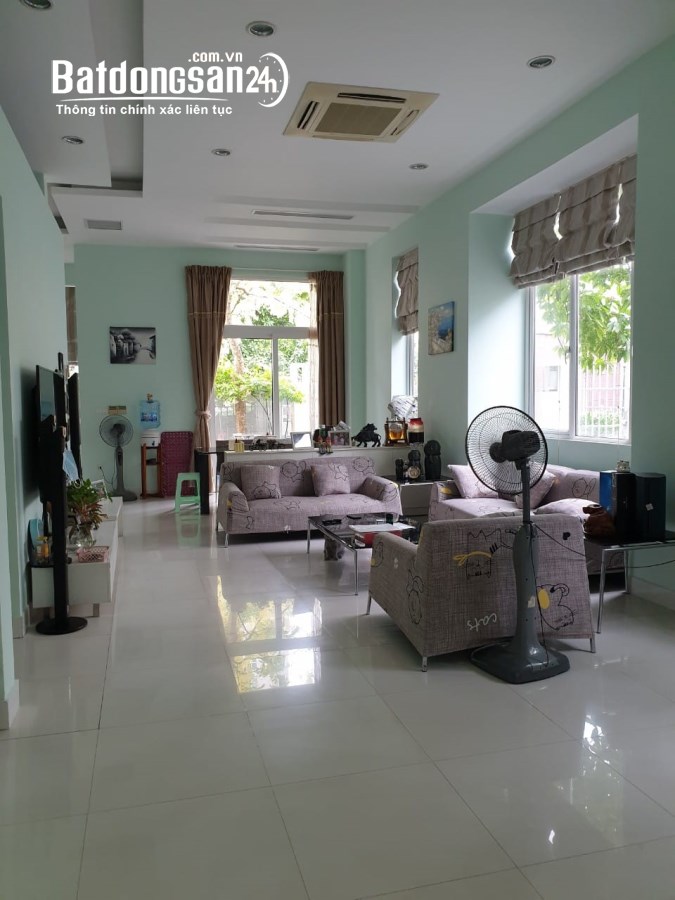 Bán BT KĐT Mỹ Đình Sông Đà 189m2, 3 tầng lô góc, thoáng sáng, giá 59 tỷ