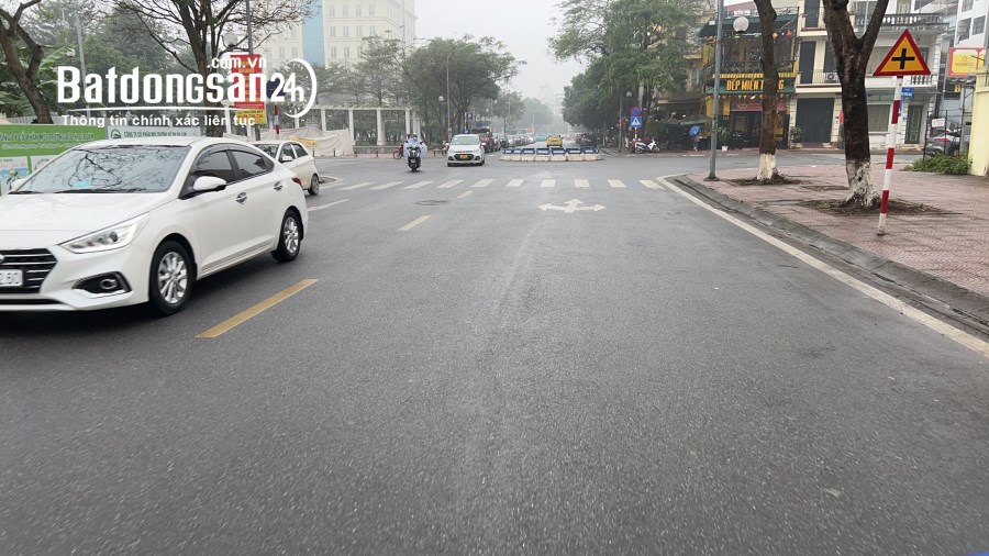 DUY NHẤT MẢNH ĐẤT PHÂN LÔ HỒNG TIẾN 40M, Ô TÔ TRÁNH, KINH DOANH HƠN 7 TỶ.