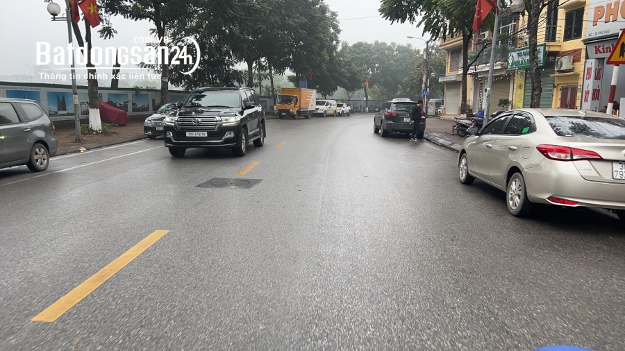 DUY NHẤT MẢNH ĐẤT PHÂN LÔ HỒNG TIẾN 40M, Ô TÔ TRÁNH, KINH DOANH HƠN 7 TỶ.