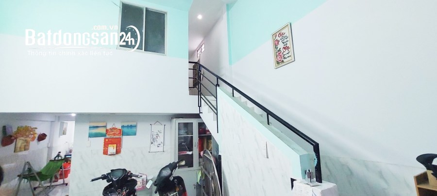 Chỉ nhỉnh 3 tỷ có ngay nhà 2 tầng, HXH, không QH, Hiệp Bình Chánh, TP TĐ