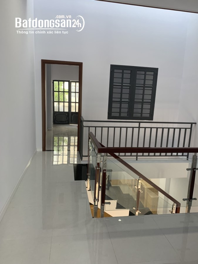 Bán nhà đường số 37 P.Tân  Quy ,Quận 7, dt 4x18m, 1 lầu.