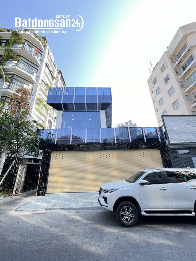 Bán nhà mặt phố Đường Thạch Thị Thanh, Phường Tân Định, Quận 1