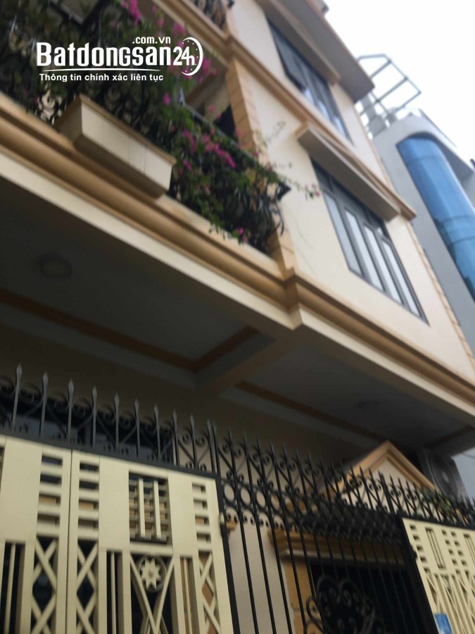 Bán nhà mặt phố Đường Văn Cao, Phường Liễu Giai, Quận Ba Đình