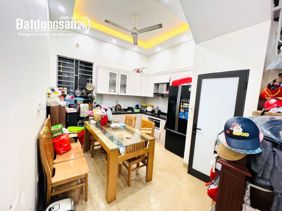 Bán nhà Đường Dương Quảng Hàm, Phường Dịch Vọng Hậu, Quận Cầu Giấy