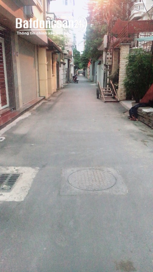 GẤP ! Bán Đất Ngõ 135 Bồ Đề, Hồng Tiến, 100m2, MT5m, Phân Lô, Ô Tô Thông, Kinh Doanh