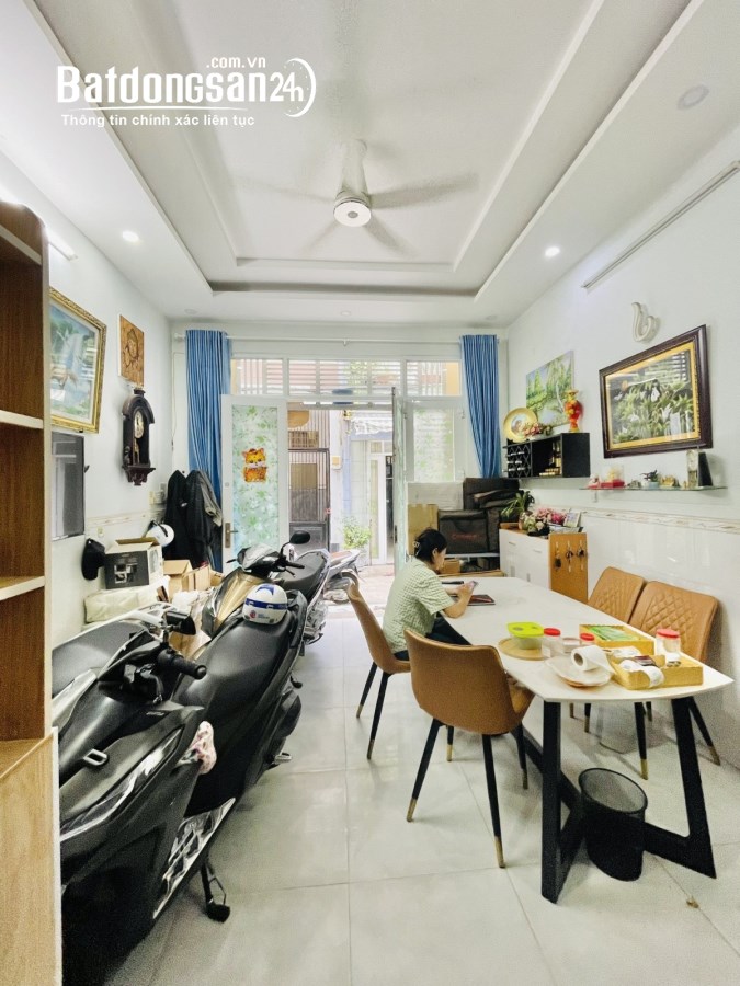 BÁN NHÀ HXH LÝ TUỆ, TÂN PHÚ - 4 TẦNG BTCT - 40M2 - HOÀN CÔNG ĐỦ - CHỈ 4 TỶ.