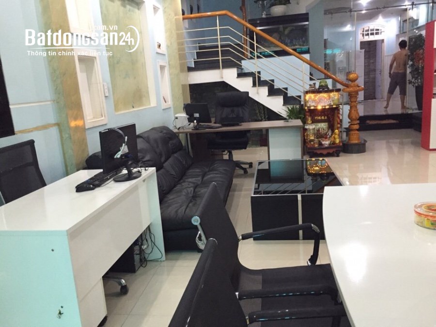 Bán nhà đường 75 kdc Tân Quy Đông,Quận 7,dt 6x22m, 3 lầu giá 24,5 tỷ