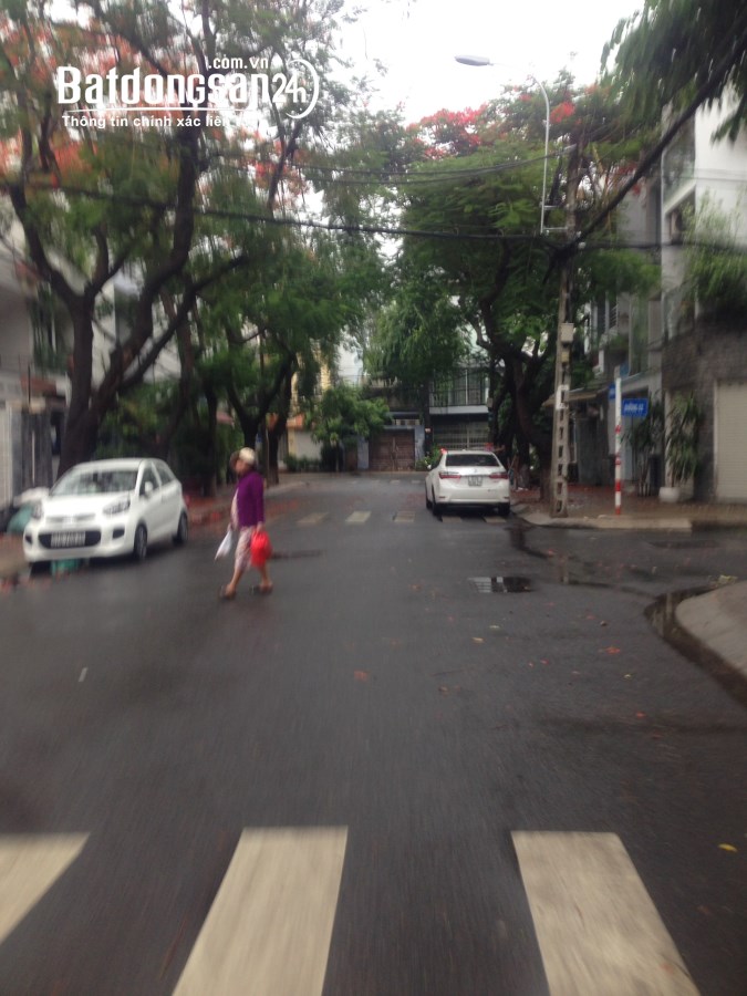 Cho thuê nhà đường số 53 P.Tân Phong ,Quận 7 dt 6x20m,2 lầu